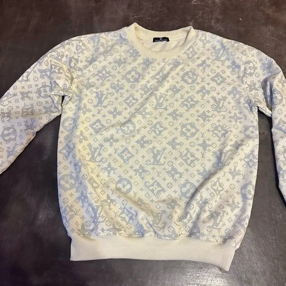 LV MONOGRAM Cream Sweater - Picture 1 of 2